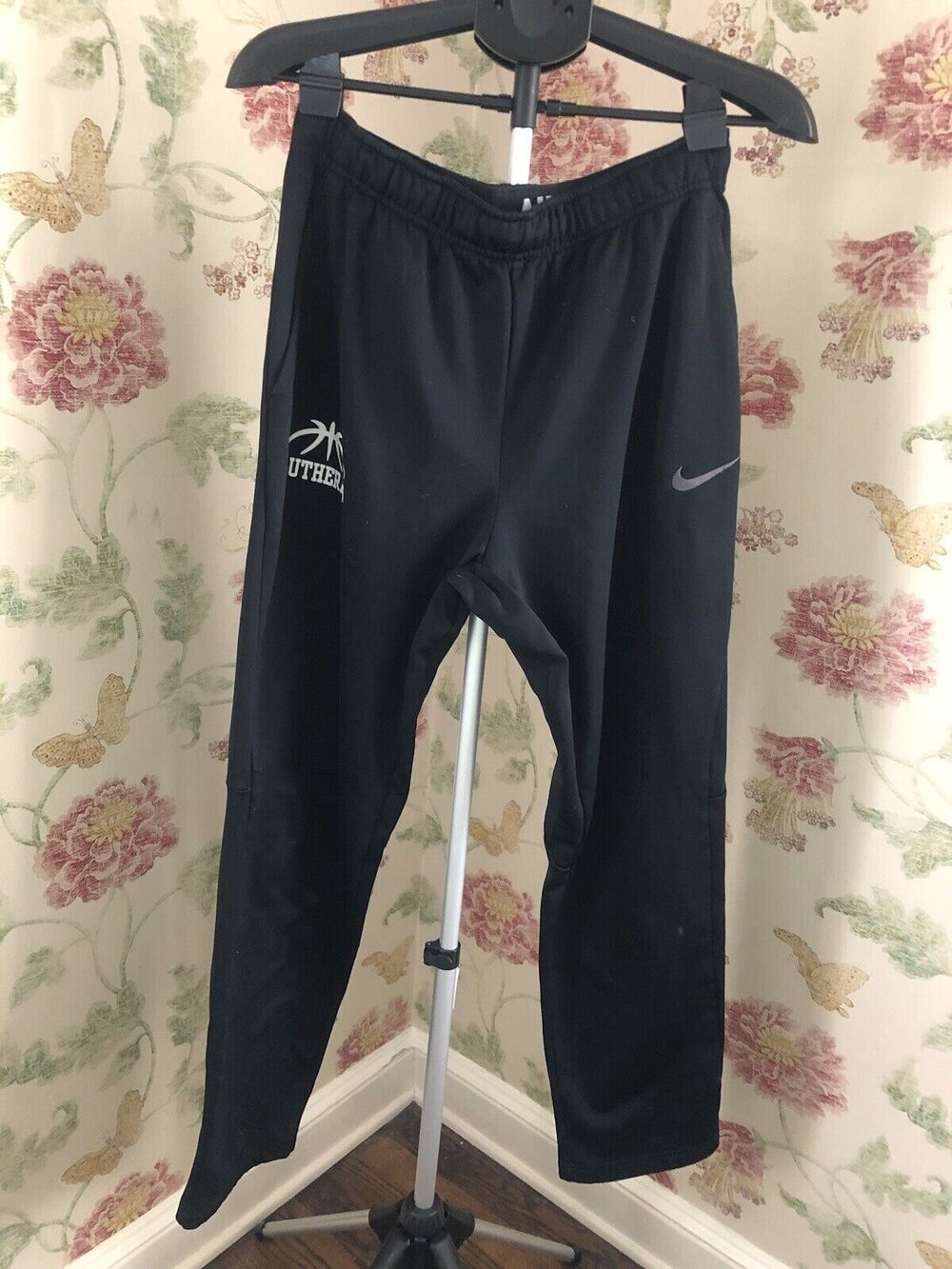 Nike Swift Training Pant, Size Medium - Black Lutheran